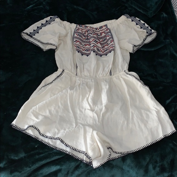 🌻Atsr Off the Shoulder Romper - Picture 1 of 9